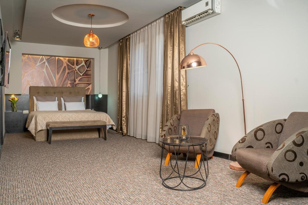 Akacija Luxury Suites Belgrado Esterno foto