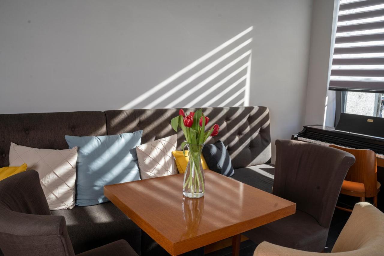 Akacija Luxury Suites Belgrado Esterno foto